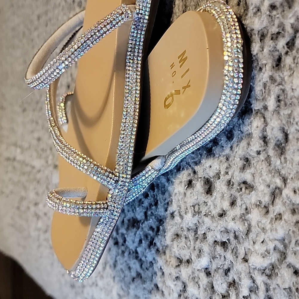 Sandals - Picture 2 of 3